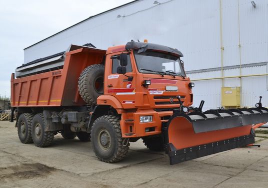 КДМ-7881012 на с.65222 (ПС нерж, V=10,5 м3, Передний отвал)