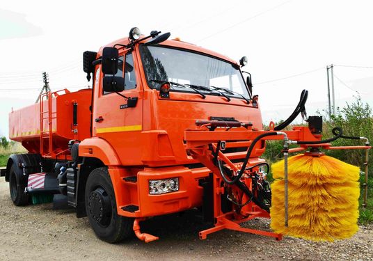 КДМ-7881030 на ш.43253 (ПМ сталь 09Г2С, V=9 м3, Сопла, Средняя щетка, ОМБ)