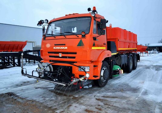 КДМ-7881022 на ш.65115-50 (ПМ пласт, V=12 м3, Передняя рейка, Средняя щетка)