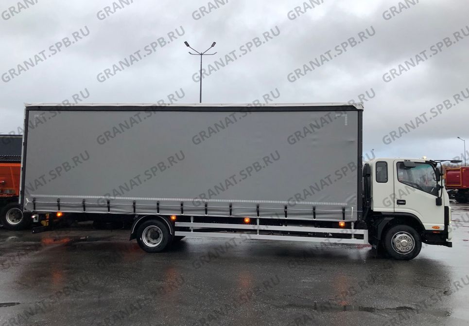 Бортовой а/м JAC N120 со шторным механизмом