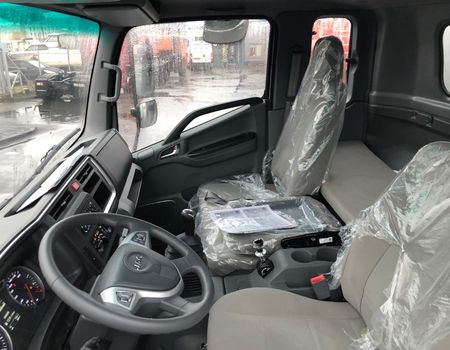 Бортовой а/м JAC N120 со шторным механизмом