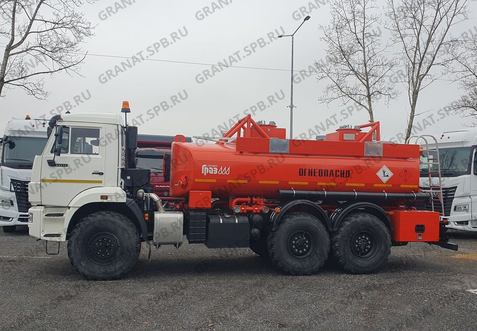 Автотопливозаправщик ГРАЗ 56167-123027-50 (12 куб., 2 отсека) на шасси КАМАЗ 43118-23027-50