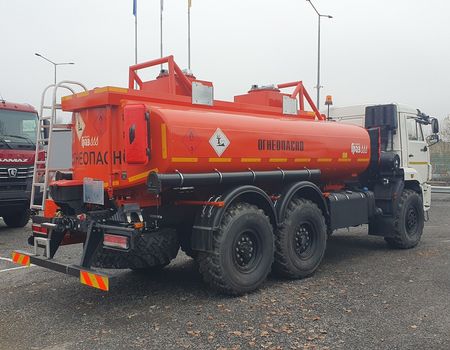 Автотопливозаправщик ГРАЗ 56167-123027-50 (12 куб., 2 отсека) на шасси КАМАЗ 43118-23027-50