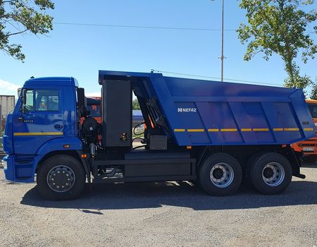 самосвал 6х4, г/п 14,40 тн, дв. дв. газов. 820.92-300, КП ZF9, 10м3, МКБ, МОБ, ГБО ГБО 9х80 + 4х80