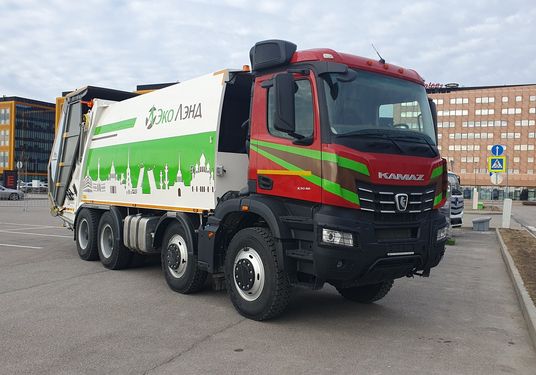 Мусоровоз с задней загрузкой ALFANORD KGH25-KP с откидной мусороприёмной ванной на базе КАМАЗ-65951