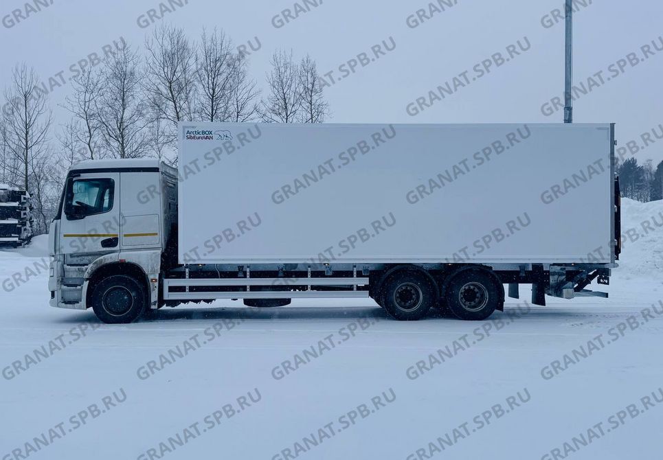 Рефрижератор N330-03 на шасси КАМАЗ 65658 с грузоподъемным бортом
