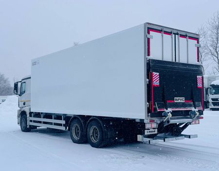 Рефрижератор N330-03 на шасси КАМАЗ 65658 с грузоподъемным бортом