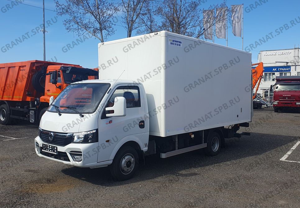 Автомобиль фургон промтоварный СпецМобиль-2818F8 на шасси JUNFENG Q35